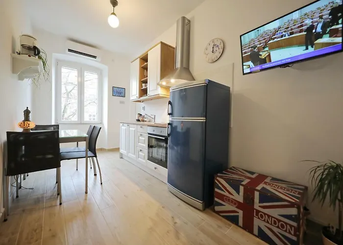 Apartman Perlini *