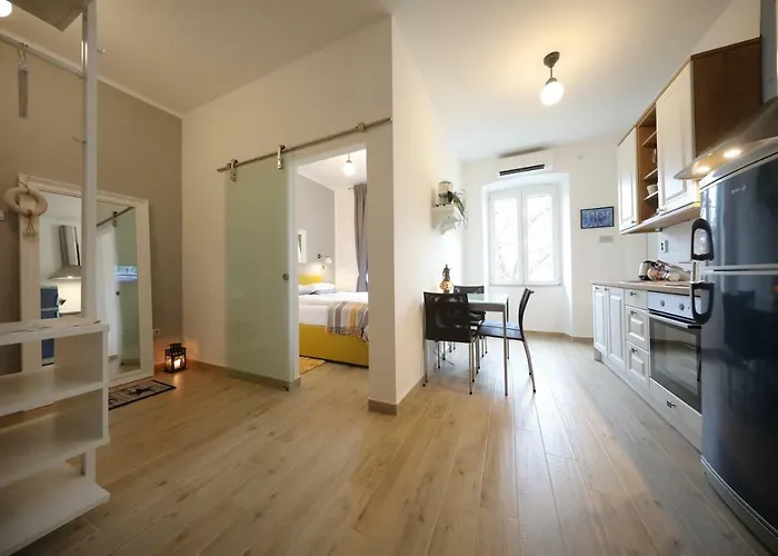 Apartman Perlini Zára